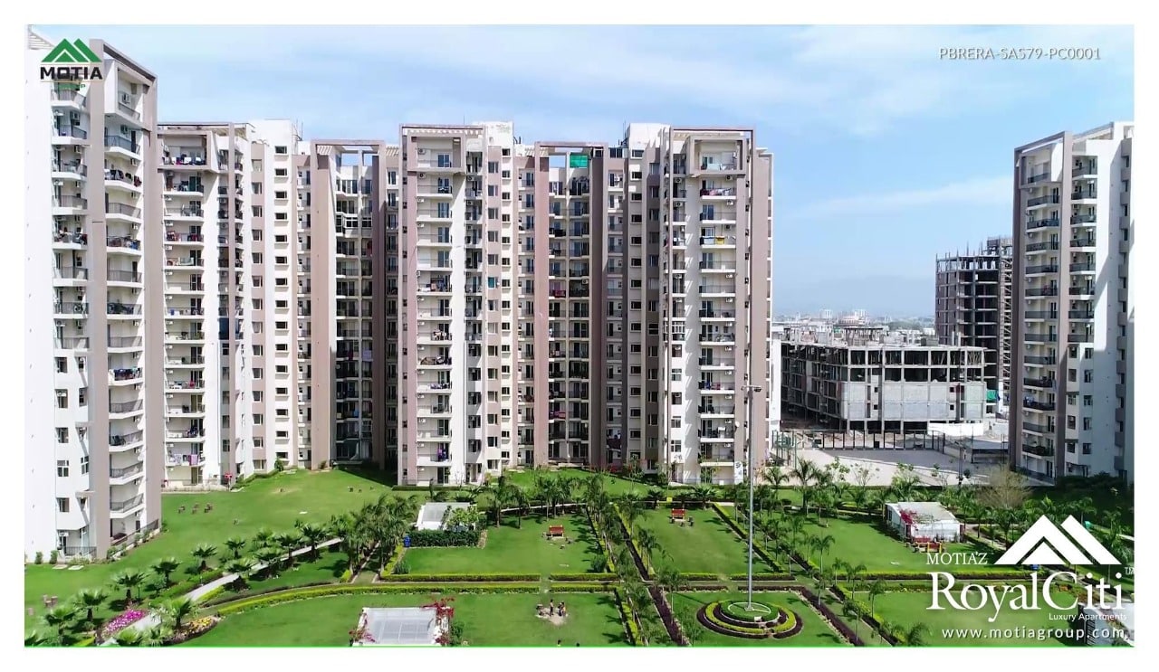 3BHK Spacious Semi Furnished Flat available flat for rent in Motiya Royal Citi Zirakpur Near by Chandigarh