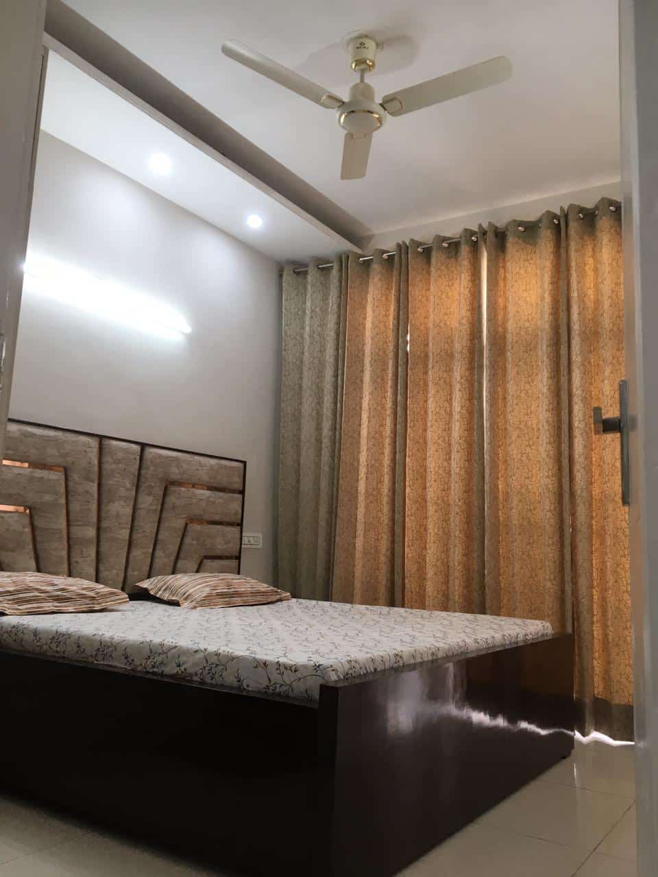 3BHK Furnished Flat In Essencia Home Zirakpur