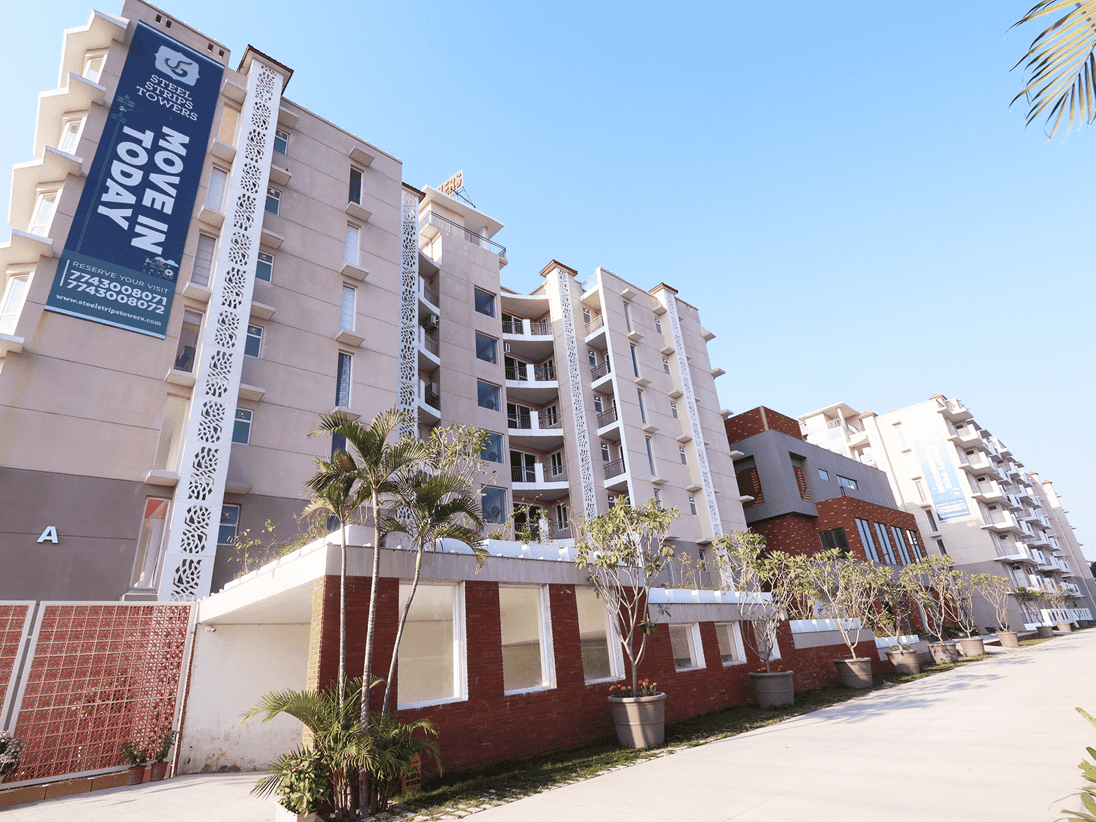 2 BHK Semi Furnished Flat on rent in Steel Strips Tower Dera Bassi